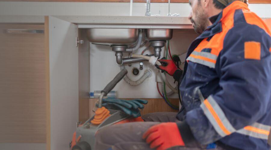 Professional slab leak plumber services in Cisne, IL